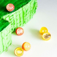 Pinata speelgoedjes: 6 stuiterballen fruit